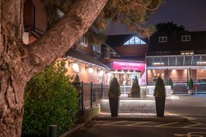 Fairlawns Hotel and Spa
