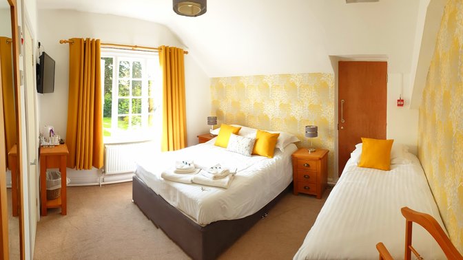 Old Farm Hotel