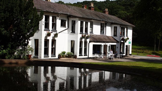 Old Rose & Crown Hotel